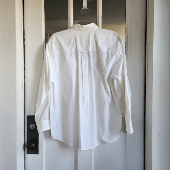 Walt Disney World Casual Button Up Winnie the Pooh Shirt - Picture 9 of 10